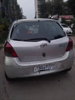 Toyota Yaris 2009 Silver