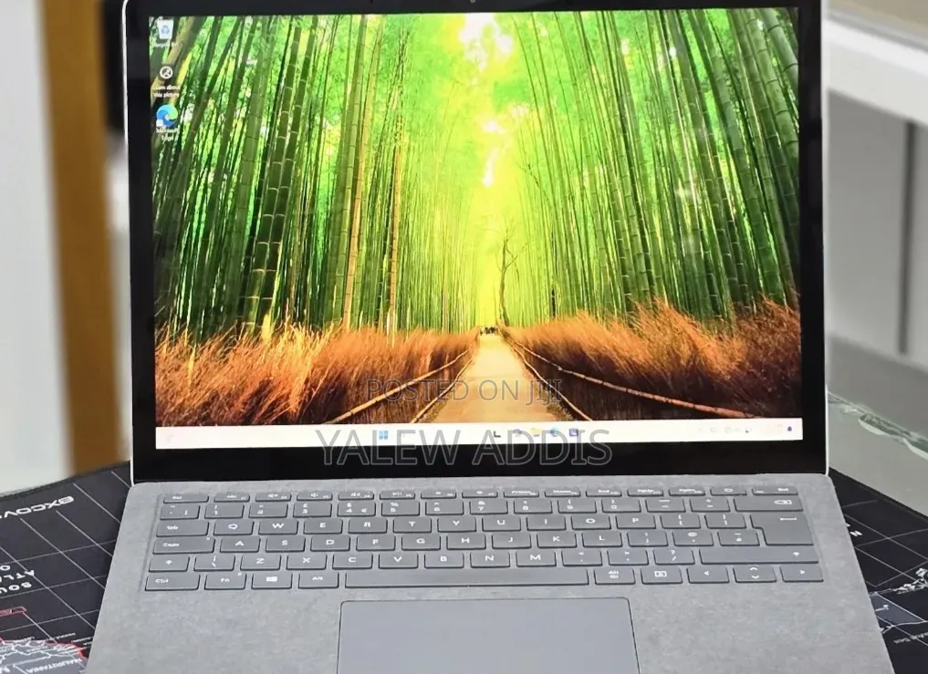 New Laptop Microsoft Surface Book 3 16GB Intel Core i7 SSD 512GB