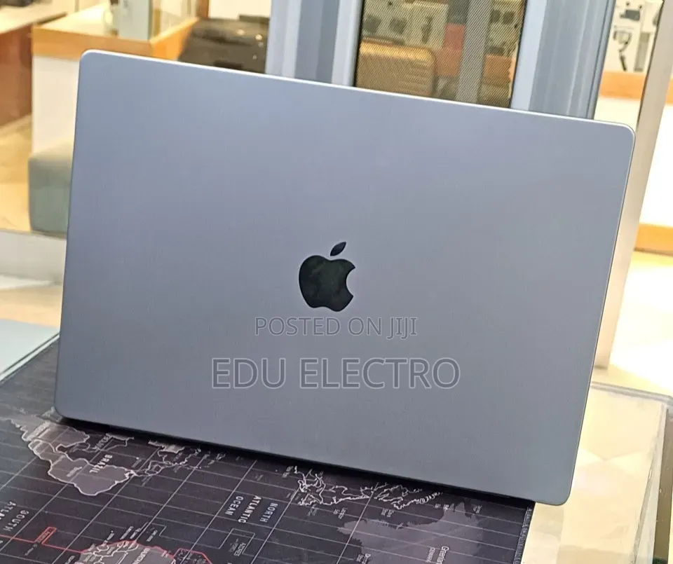 New Laptop Apple MacBook Pro 2021 M1 32GB Apple M1 Pro SSD 512GB