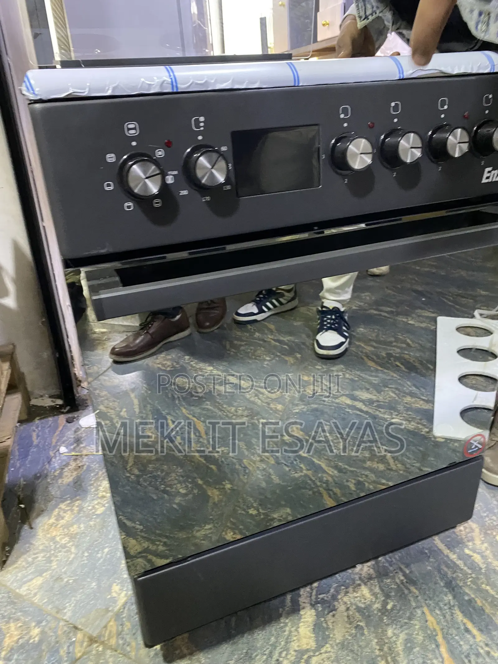 Enzo Electric Stove and Oven