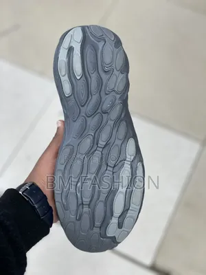 New Balance Fresh Foam (Premium Shopping)