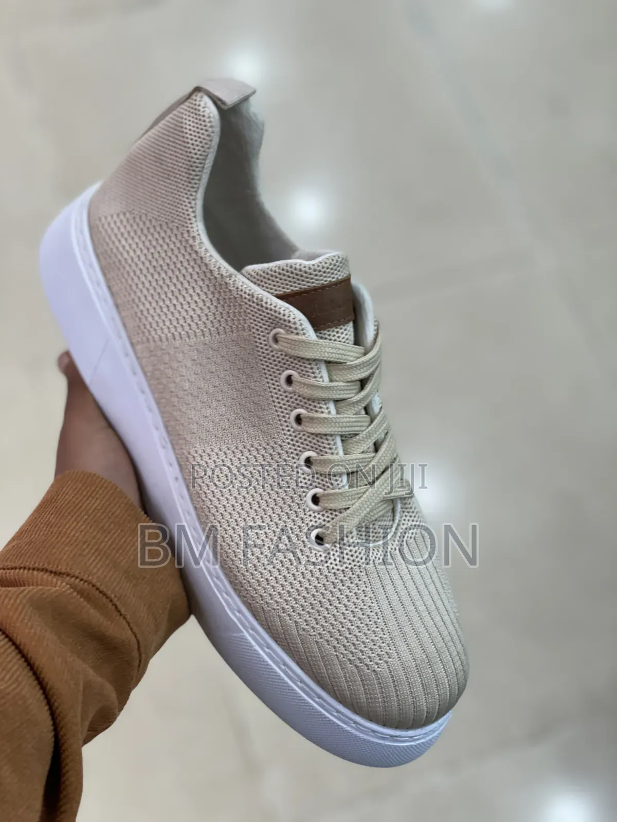 Knit Low-Top Sand Crisp White
