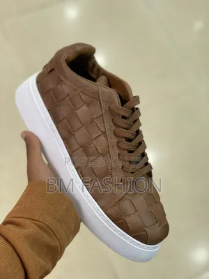 Woven Low-Top Crisp Brown Shoes