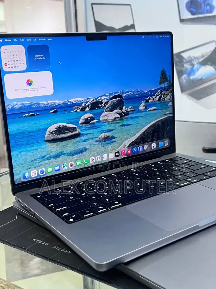 New Laptop Apple MacBook Pro 2021 M1 16GB Apple M1 Pro SSD 512GB