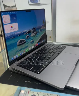 New Laptop Apple MacBook Pro 2021 M1 16GB Apple M1 Pro SSD 512GB