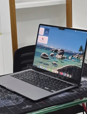 New Laptop Apple MacBook Air 2022 M2 16GB Apple M2 SSD 256GB