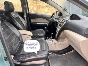 Toyota Yaris 2008 Silver