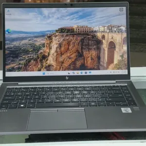 New Laptop HP ZBook 15 G5 16GB Intel Core i7 SSD 512GB