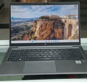 New Laptop HP ZBook 15 G5 16GB Intel Core i7 SSD 512GB