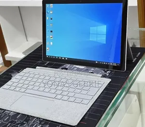 New Laptop Microsoft Surface 16GB Intel Core i5 SSD 256GB