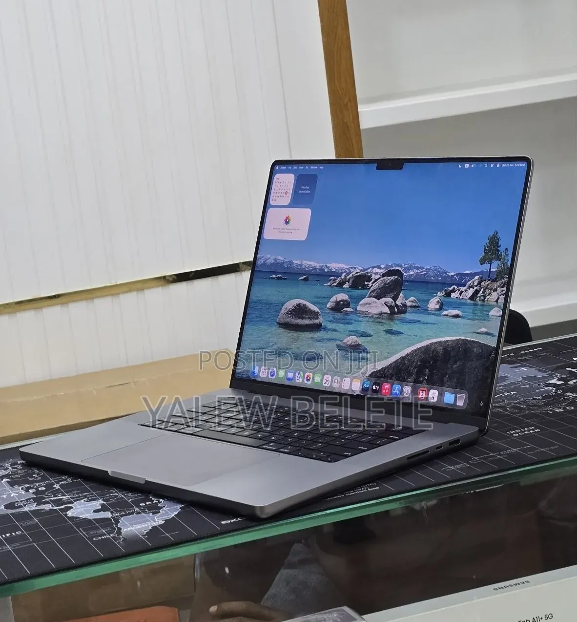 New Laptop Apple MacBook Air 2022 M2 16GB Apple M2 SSD 256GB