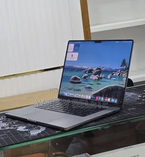 New Laptop Apple MacBook Air 2022 M2 16GB Apple M2 SSD 256GB
