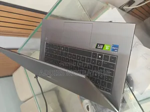 New Laptop HP ZBook Fury 15 G8 32GB Intel Core i7 SSD 512GB