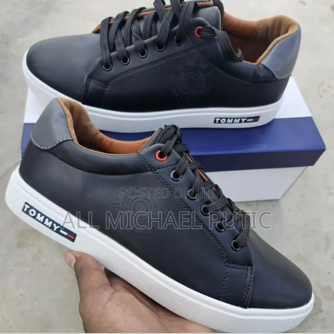 Tommy High Quality Leather Casual Shoes