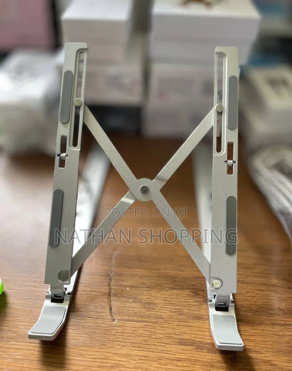 PC Stand : Adjustable Stand