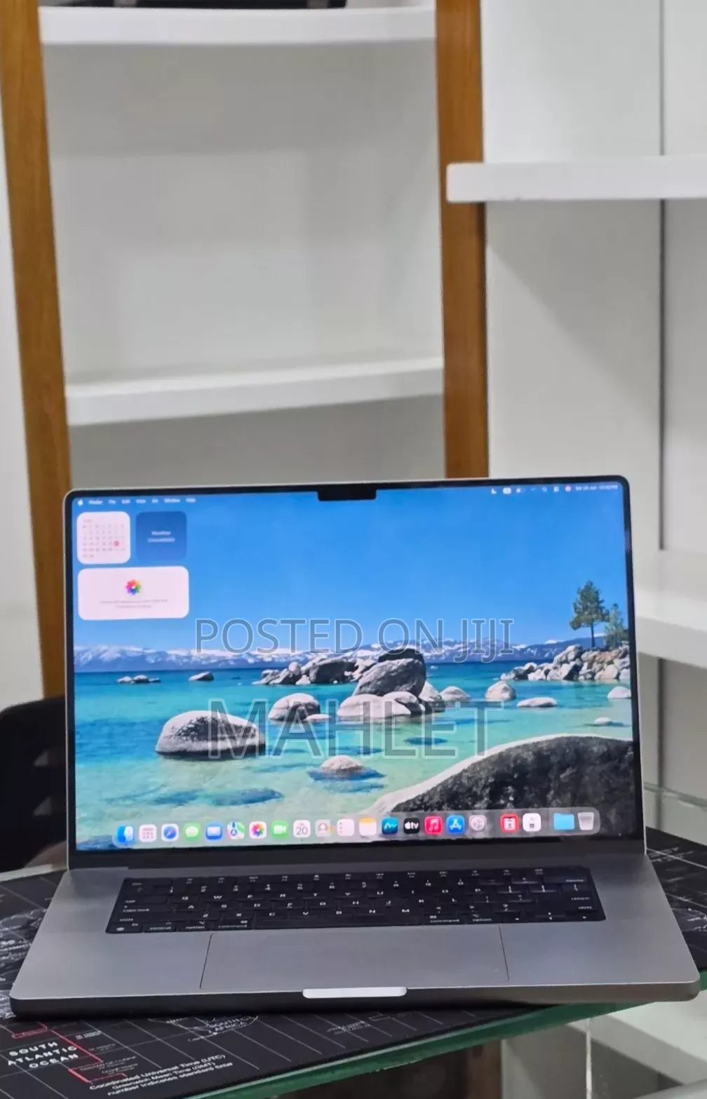 New Laptop Apple MacBook Pro 2021 M1 Max 32GB Intel Core i9 SSD 512GB
