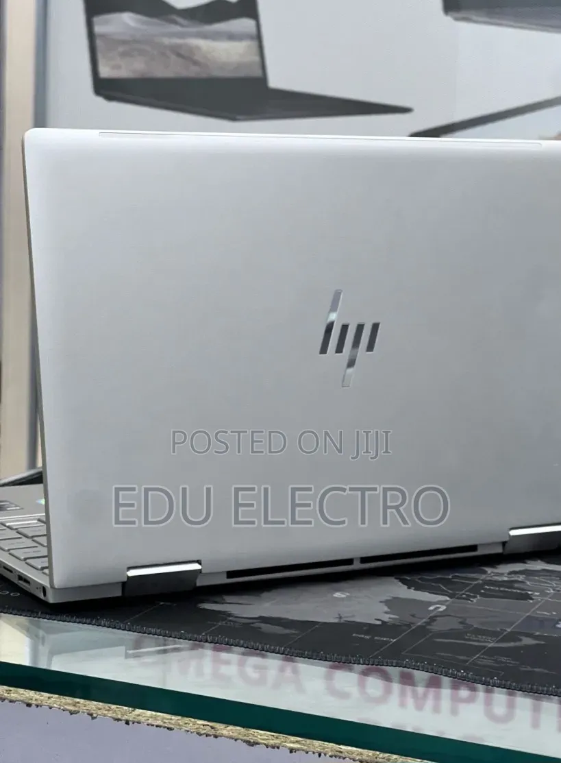 New Laptop HP Envy x360 8GB Intel Core i7 SSD 512GB