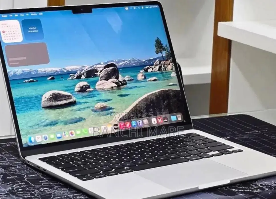 New Laptop Apple MacBook Air 2022 M2 8GB Apple M2 SSD 256GB