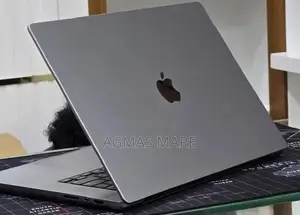 New Laptop Apple MacBook Pro 2021 M1 32GB Apple M1 Pro SSD 512GB