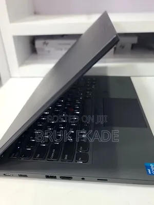 New Laptop Lenovo ThinkPad T14 16GB Intel Core i5 SSD 512GB