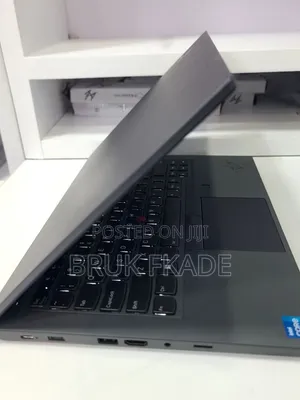 New Laptop Lenovo ThinkPad T14 16GB Intel Core i5 SSD 512GB