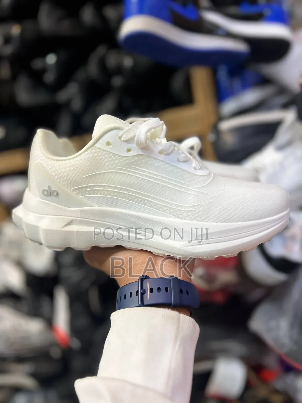 Alo Yoga Runner. "White Fashion Shoes" Master Quality