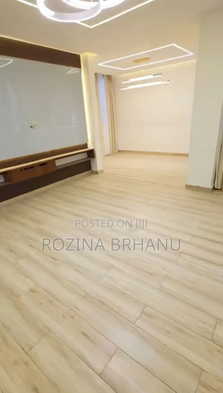 3bdrm Apartment in ሀያት, Yeka for sale