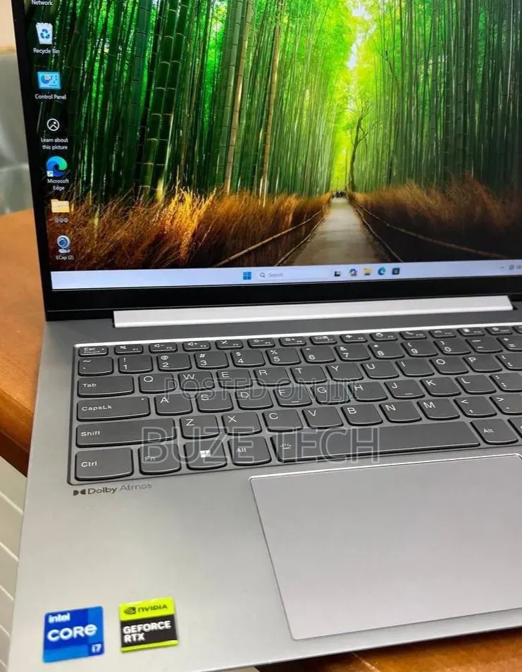 New Laptop Lenovo 16GB Intel Core i7 SSD 512GB