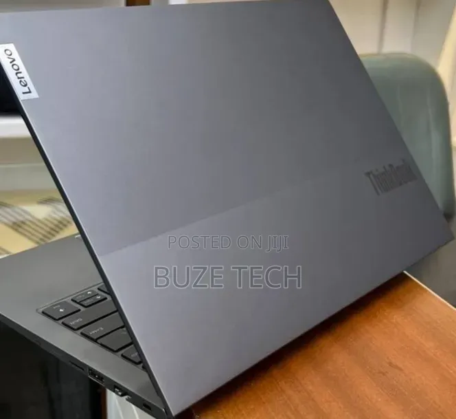 New Laptop Lenovo 16GB Intel Core i7 SSD 512GB
