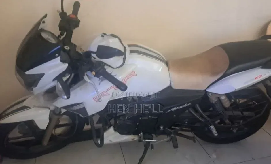 TVS Apache 180 RTR 2020 Black