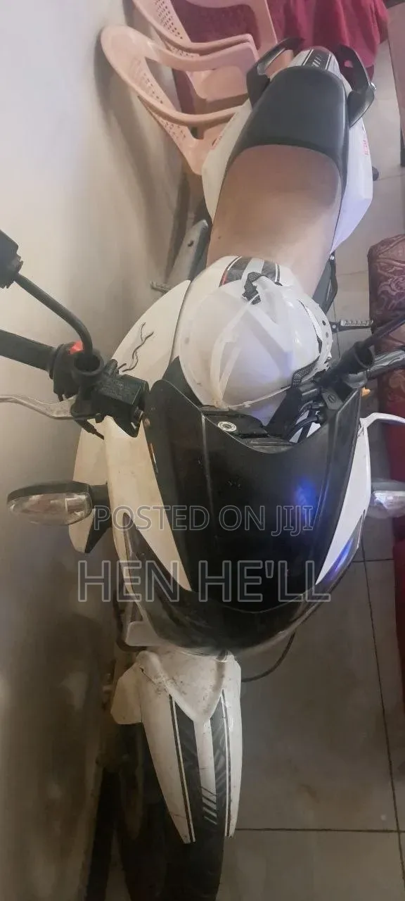 TVS Apache 180 RTR 2020 Black