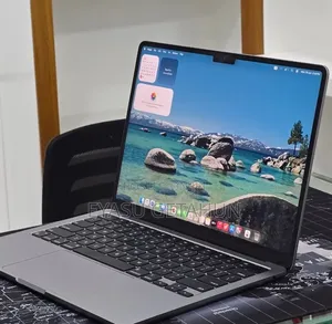 New Laptop Apple MacBook Air 2022 M2 16GB Apple M2 SSD 256GB
