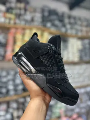 Jordan 4 Black