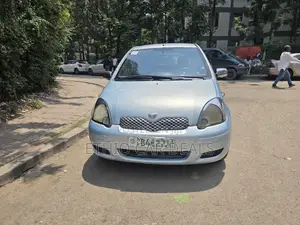 Toyota Vitz 2002 Blue