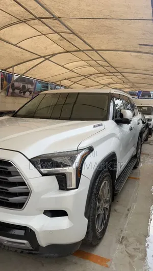 Toyota Sequoia 2023 Gray
