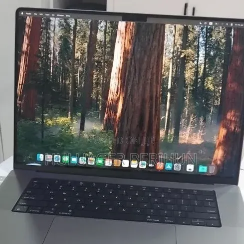 New Laptop Apple MacBook Pro 2021 M1 Max 32GB Apple M1 Max SSD 1T