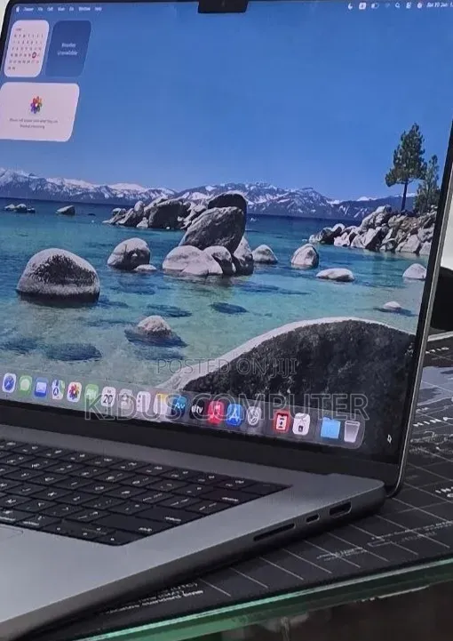 New Laptop Apple MacBook Air 2023 M2 16GB Apple M2 SSD 256GB