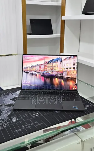 New Laptop Dell XPS 13 16GB Intel Core i7 SSD 512GB