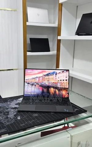 New Laptop Dell XPS 13 16GB Intel Core i7 SSD 512GB