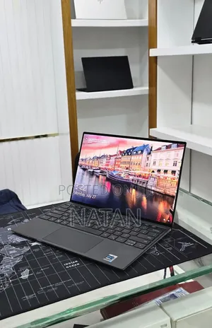 New Laptop Dell XPS 13 16GB Intel Core i7 SSD 512GB