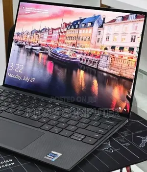 New Laptop Dell XPS 13 16GB Intel Core i7 SSD 512GB