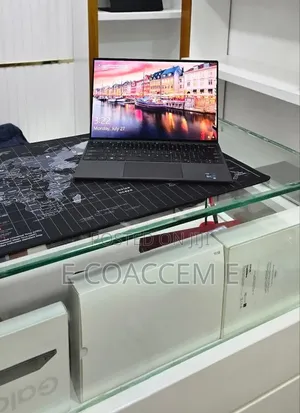 New Laptop Dell 16GB Intel Core i7 SSD 512GB