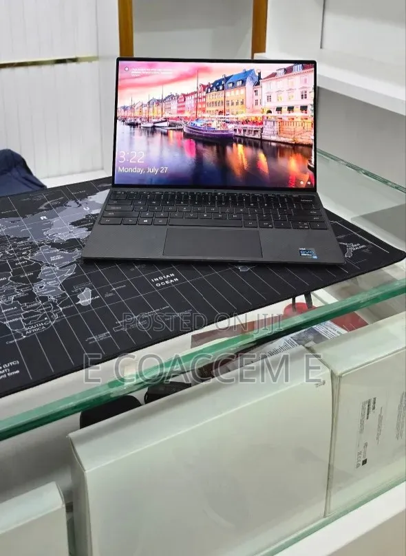 New Laptop Dell 16GB Intel Core i7 SSD 512GB