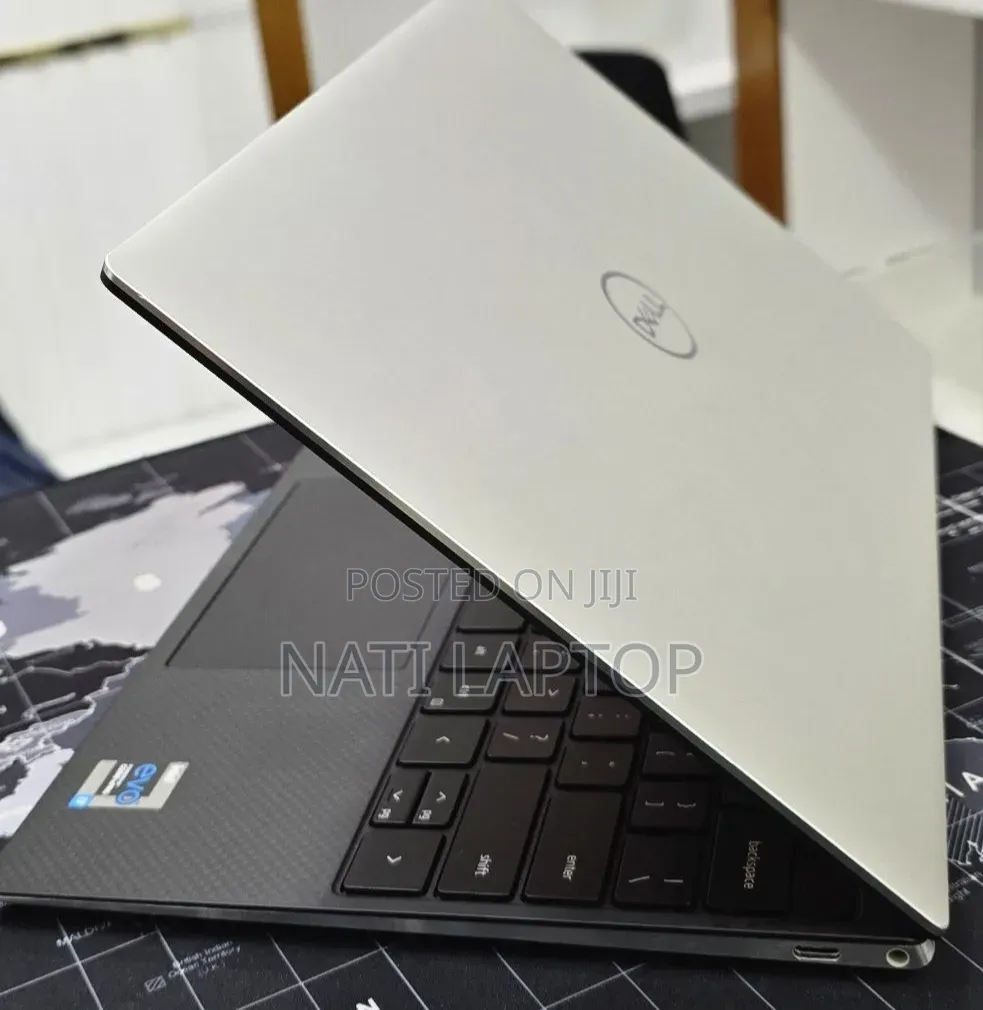 New Laptop Dell XPS 13 16GB Intel Core i7 SSD 512GB
