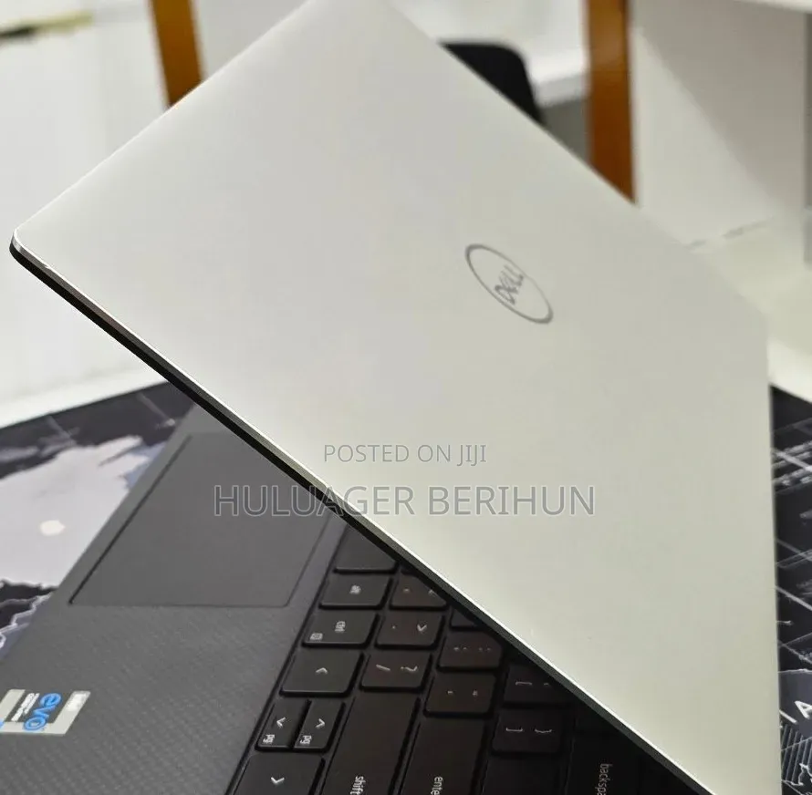 New Laptop Dell XPS 13 16GB Intel Core i7 SSD 512GB