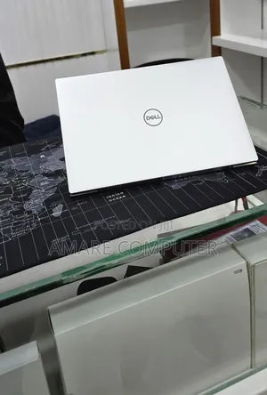 New Laptop Dell XPS 13 16GB Intel Core i7 SSD 512GB