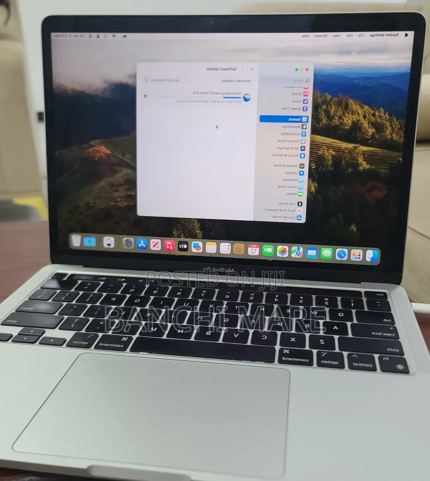 New Laptop Apple MacBook Pro 2021 M1 16GB Apple M1 SSD 256GB