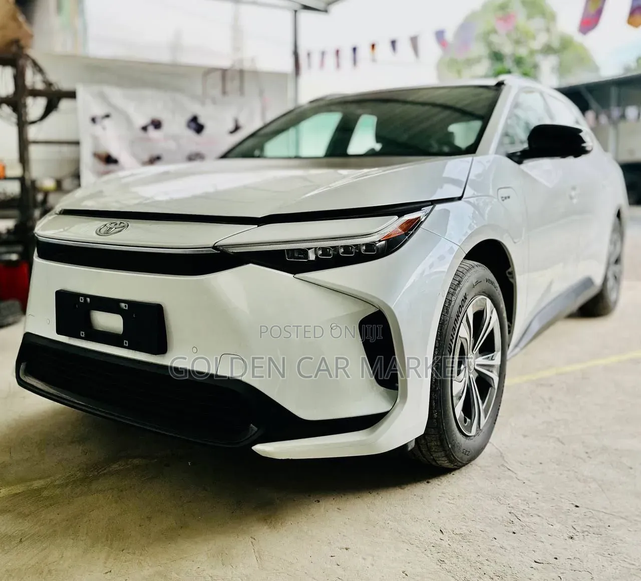 New Toyota bZ4X 2024 White