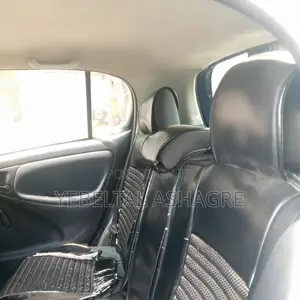 Toyota Yaris 1.0 2005 Blue