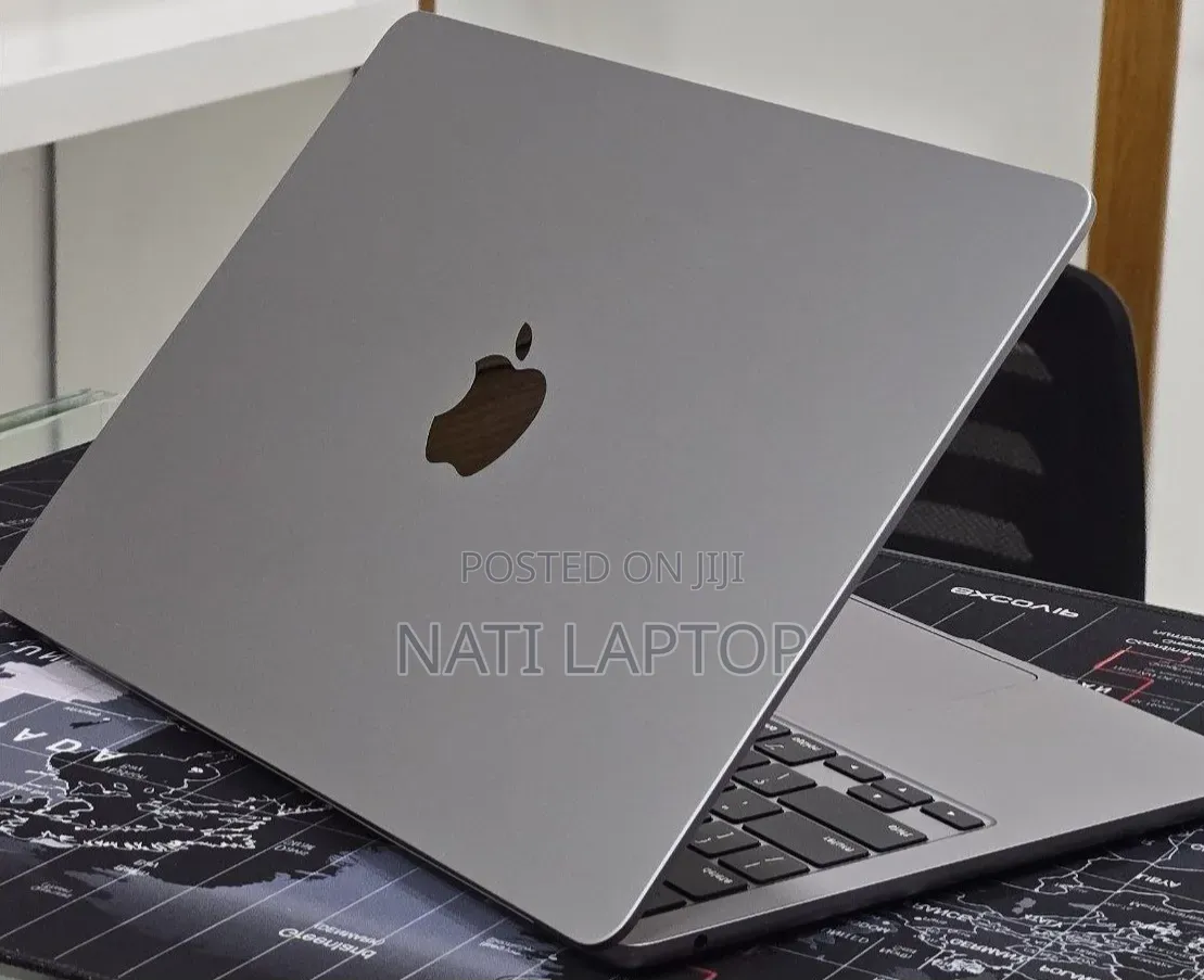 New Laptop Apple MacBook Air 2022 M2 16GB Apple M2 SSD 256GB